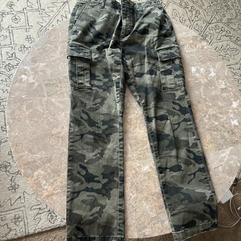 Goodthreads Men's Athletic-Fit Comfort Stretch Vintage Cargo Pant